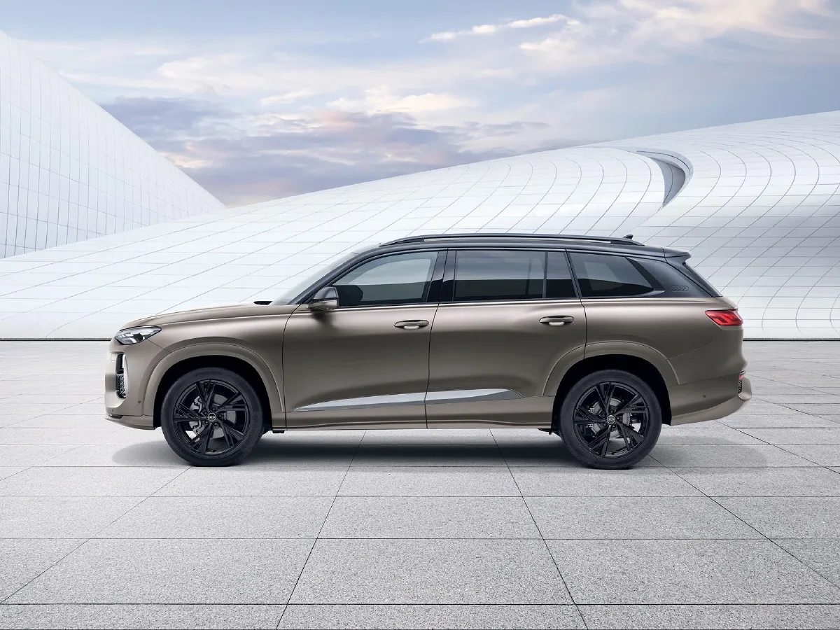 Audi Q6,autocango,china used car exporter,china ev exporter,chinese used car exporter,chinese used ev exporter