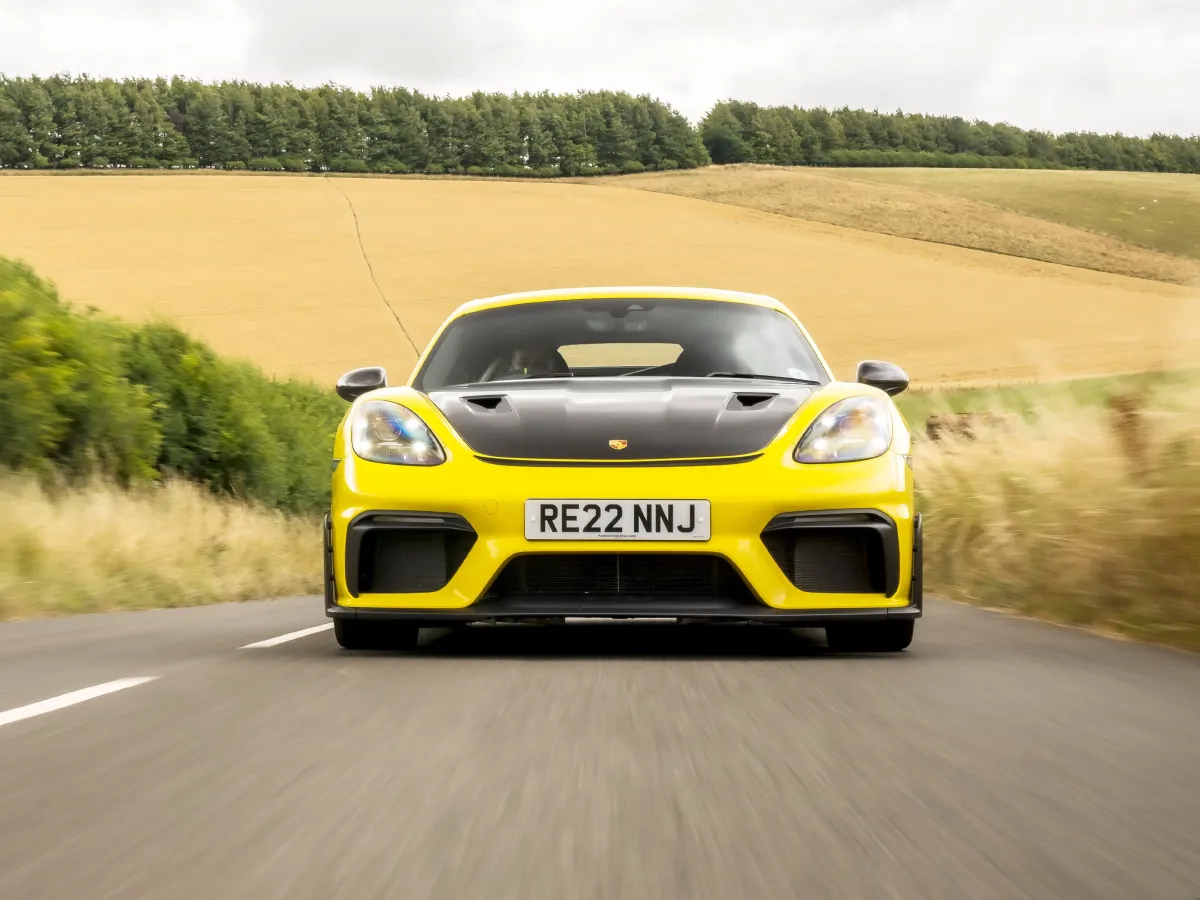 Porsche 718,autocango,china used car exporter,china ev exporter,chinese used car exporter,chinese used ev exporter