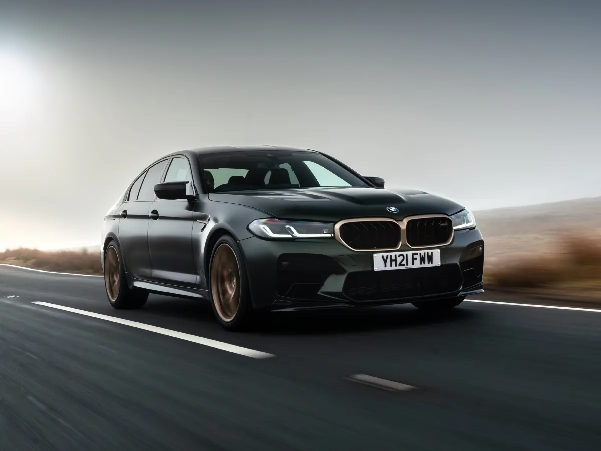 2012 BMW M5 4.4T 560HP V8 7DCT,autocango,china used car exporter,china ev exporter,chinese used car exporter,chinese used ev exporter