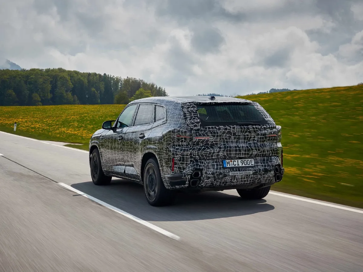 2023 BMW XM 4.4T 585HP V8 8AT PHEV 25.7KWH,autocango,china used car exporter,china ev exporter,chinese used car exporter,chinese used ev exporter