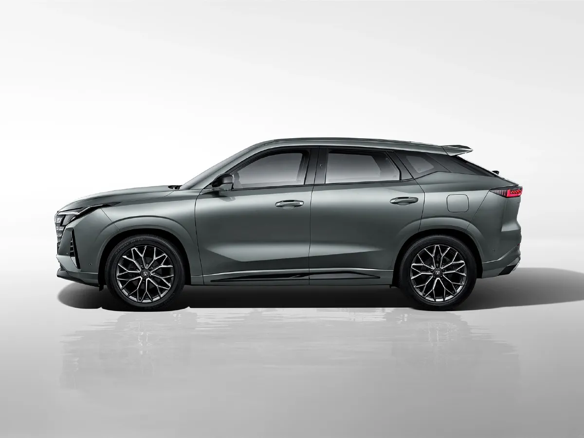 ChangAn UNI-Z,autocango,china used car exporter,china ev exporter,chinese used car exporter,chinese used ev exporter