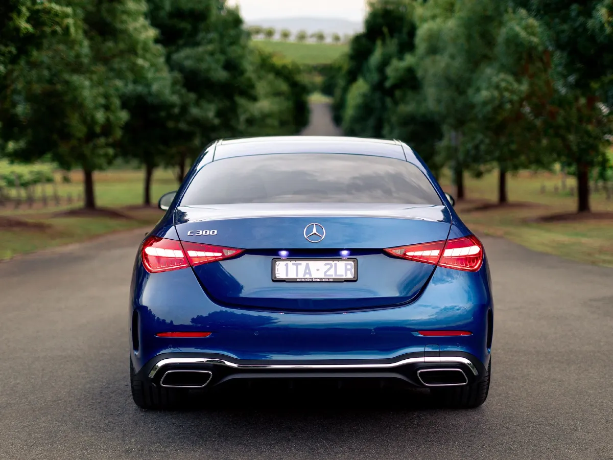 Mercedes-Benz C Class,autocango,china used car exporter,china ev exporter,chinese used car exporter,chinese used ev exporter