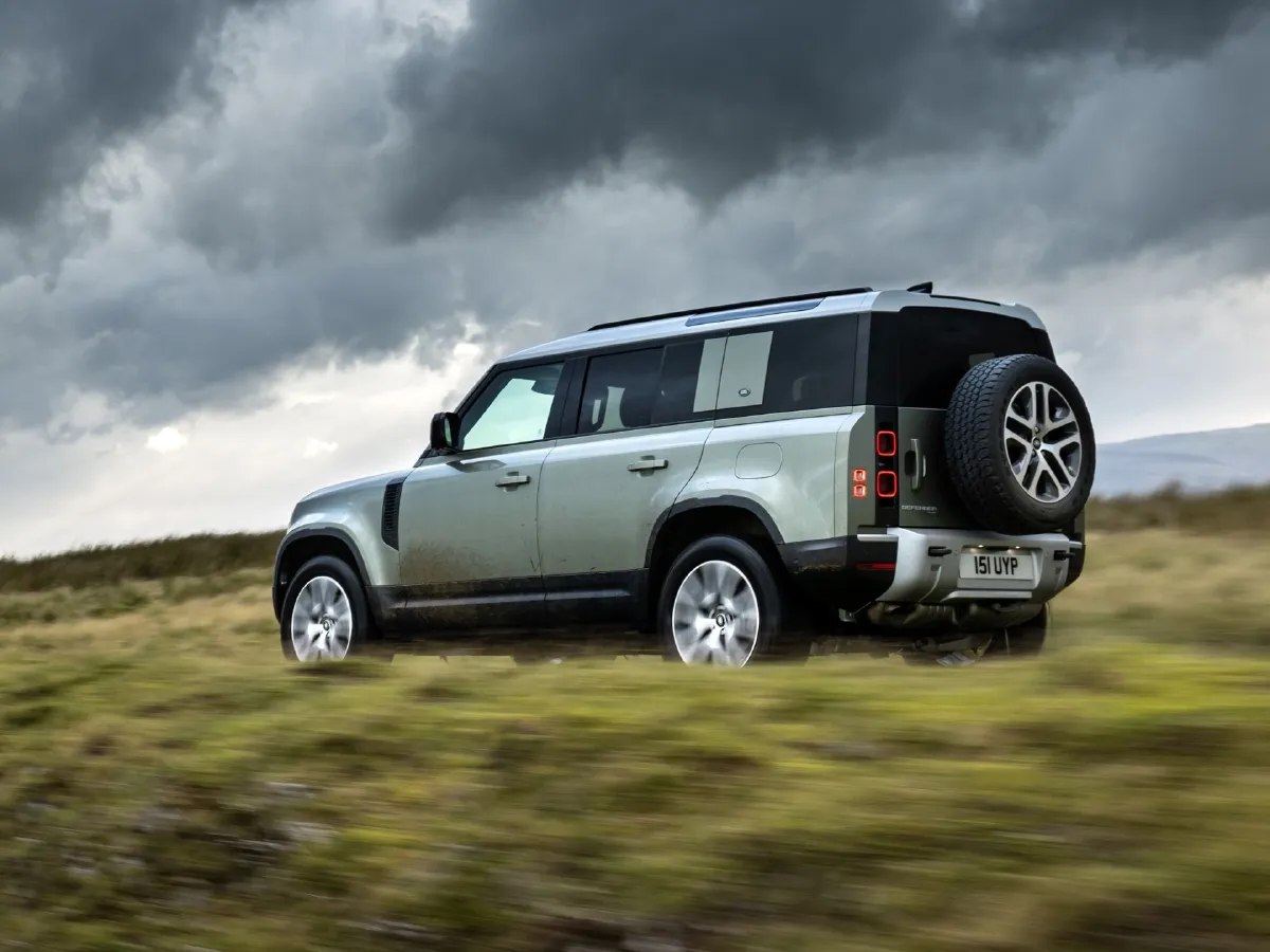 Land Rover Defender,autocango,china used car exporter,china ev exporter,chinese used car exporter,chinese used ev exporter Land Rover Defender,autocango,china used car exporter,china ev exporter,chinese used car exporter,chinese used ev exporter