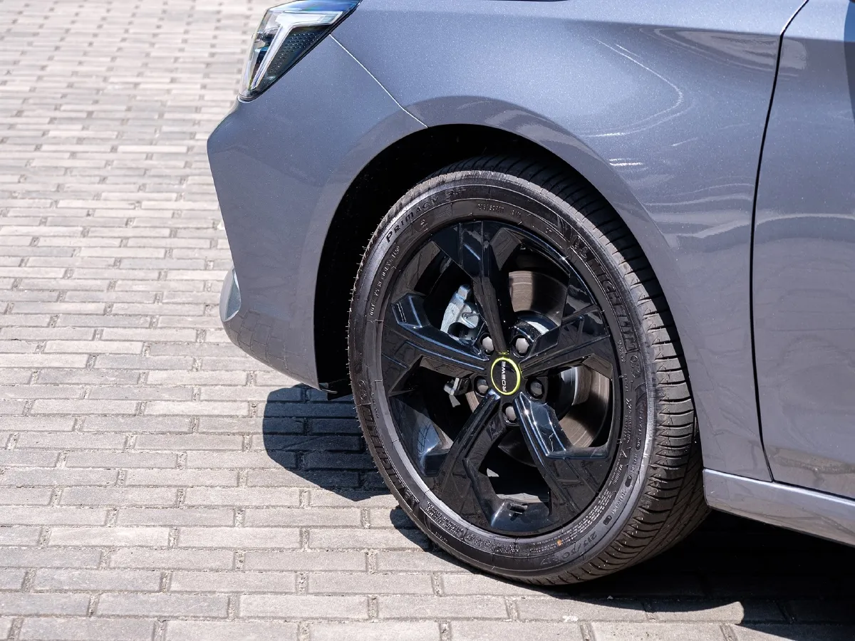 Roewe i6 MAX,autocango,china used car exporter,china ev exporter,chinese used car exporter,chinese used ev exporter