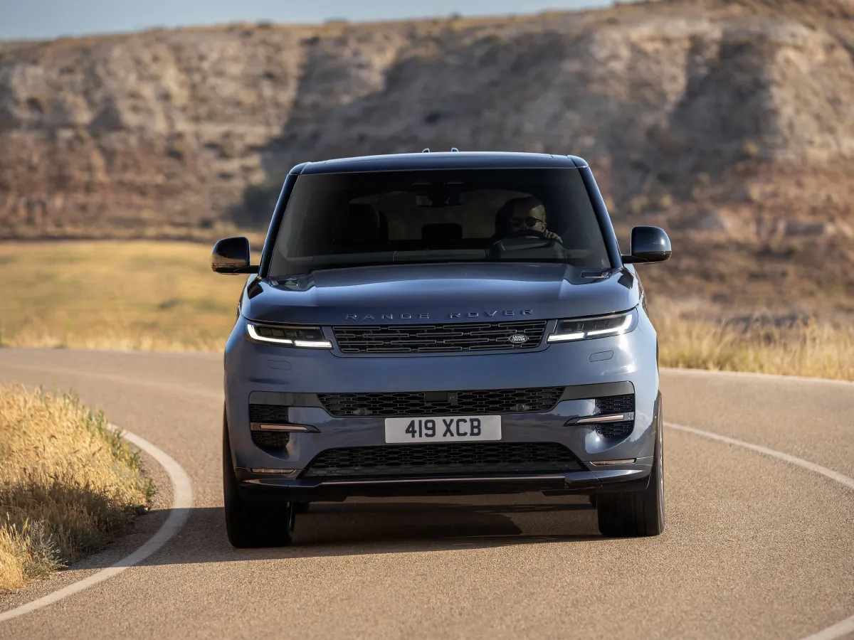 Land Rover Range Rover Sport,autocango,china used car exporter,china ev exporter,chinese used car exporter,chinese used ev exporter