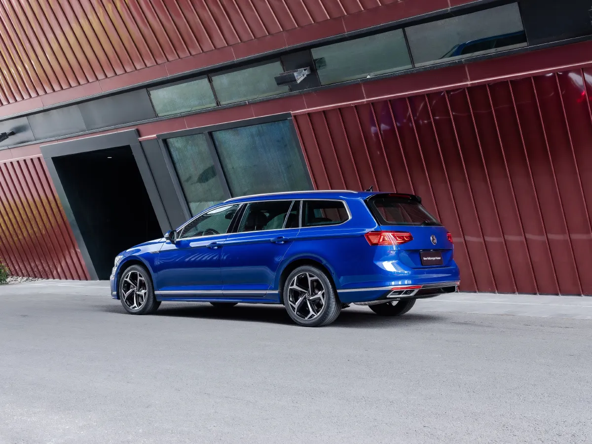 Volkswagen Alltrack,autocango,china used car exporter,china ev exporter,chinese used car exporter,chinese used ev exporter