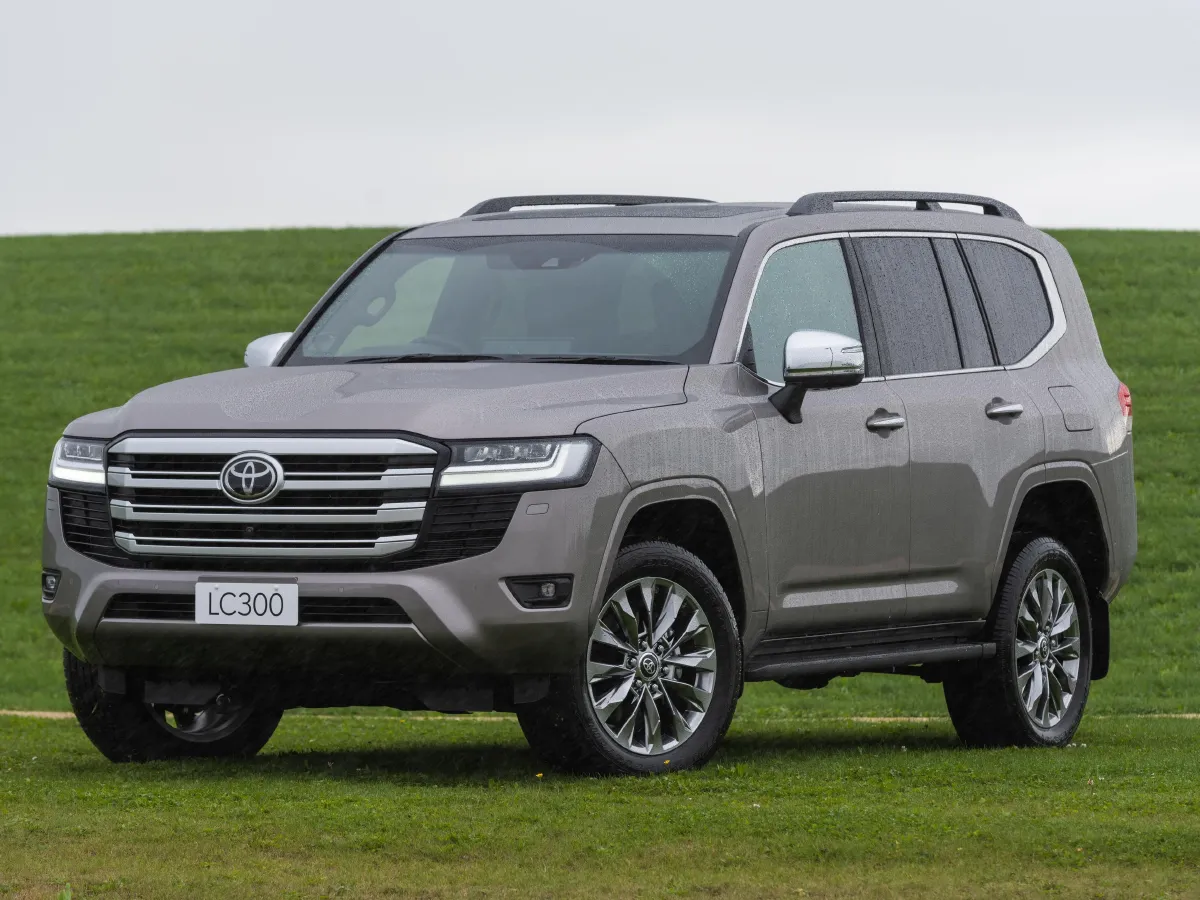 Toyota Land Cruiser,autocango,china used car exporter,china ev exporter,chinese used car exporter,chinese used ev exporter