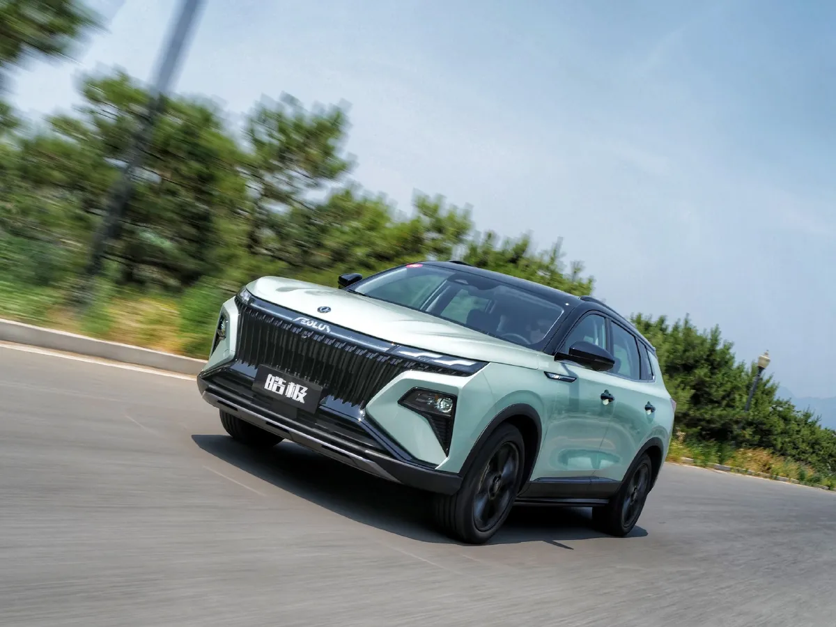 DongFeng Aeolus HaoJi,autocango,china used car exporter,china ev exporter,chinese used car exporter,chinese used ev exporter