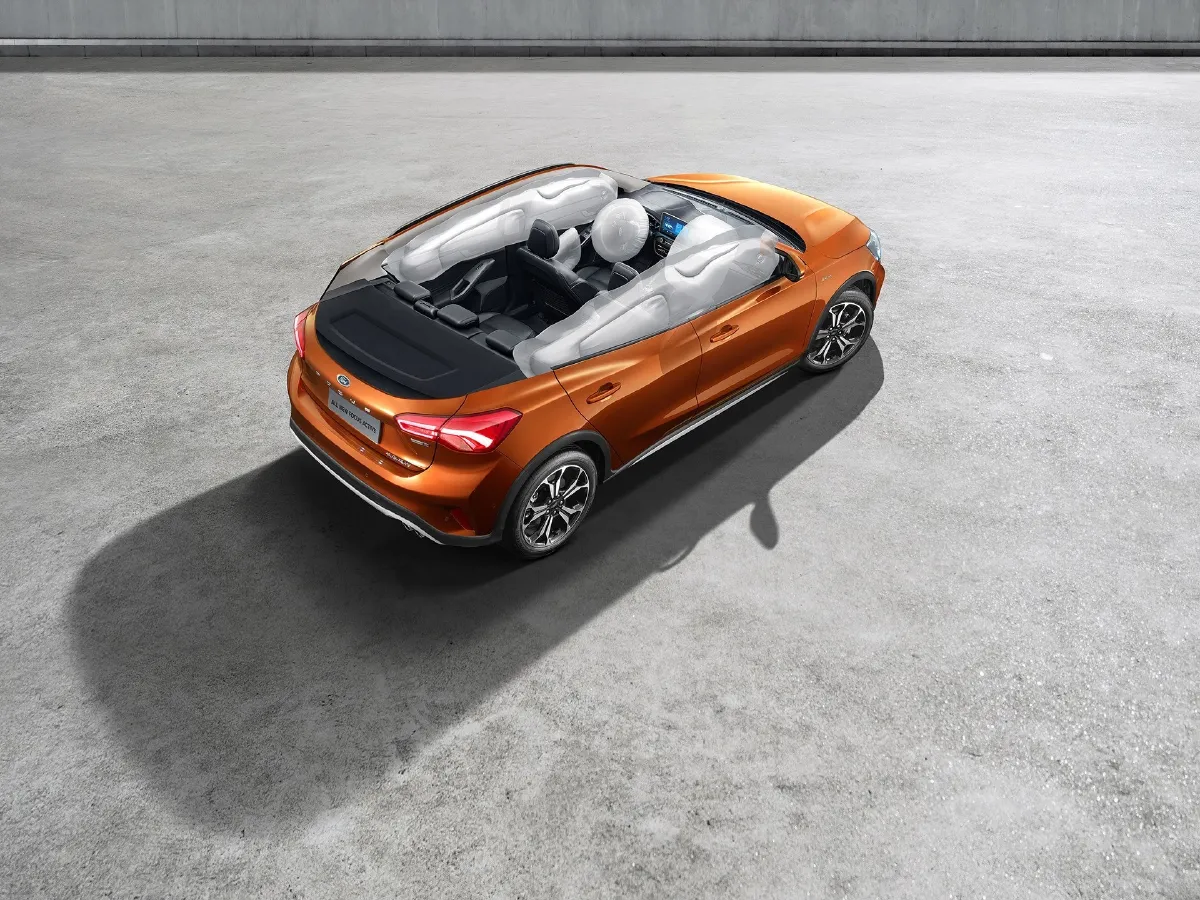 Ford Focus Active,autocango,china used car exporter,china ev exporter,chinese used car exporter,chinese used ev exporter