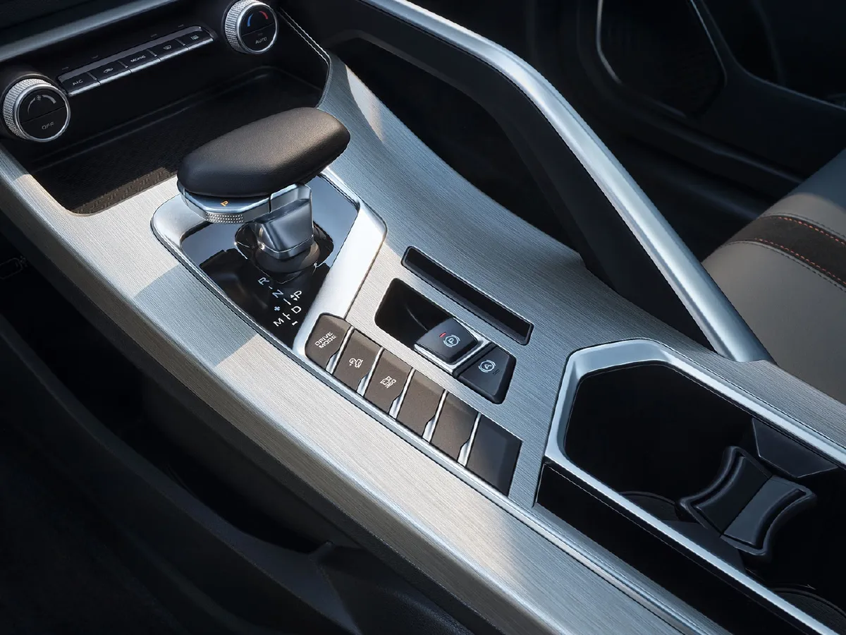 Geely Coolray,autocango,china used car exporter,china ev exporter,chinese used car exporter,chinese used ev exporter