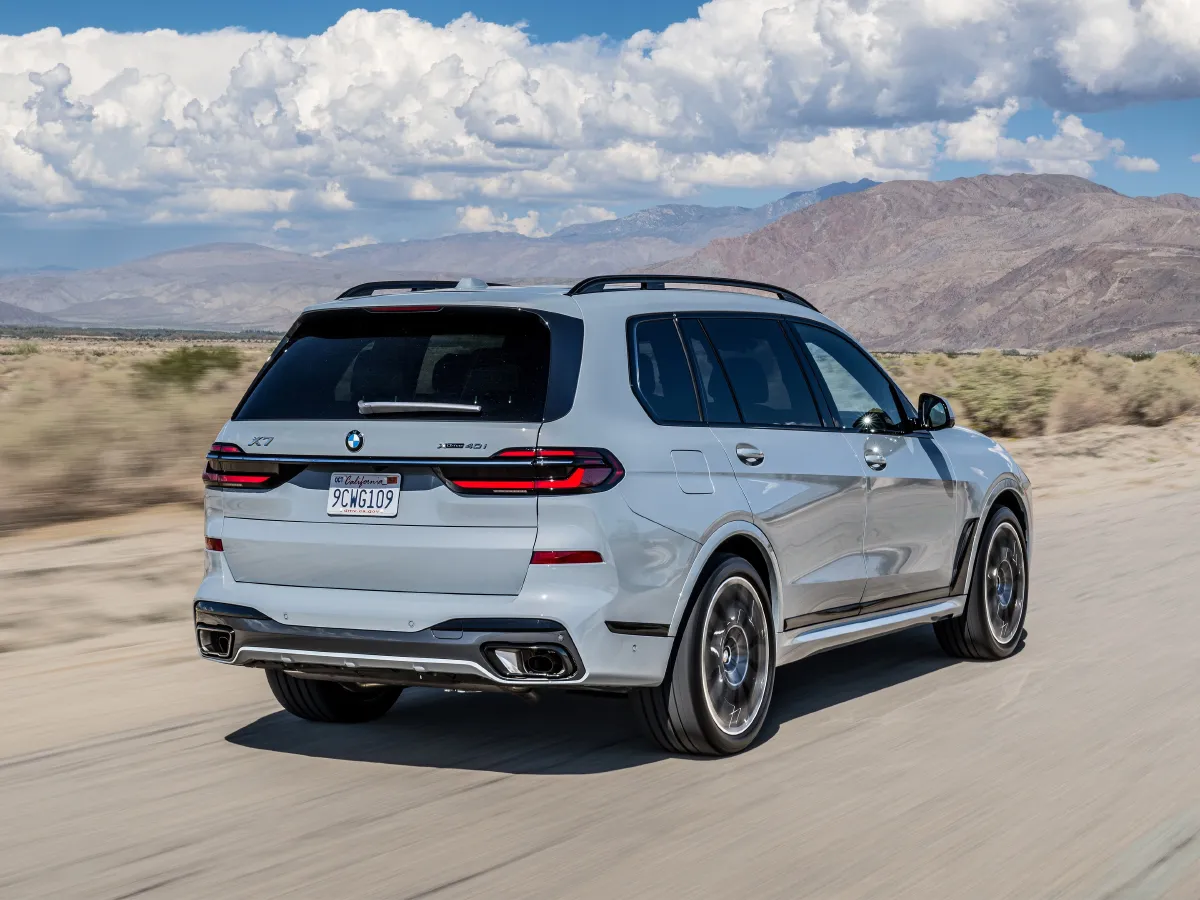 BMW X7,autocango,china used car exporter,china ev exporter,chinese used car exporter,chinese used ev exporter