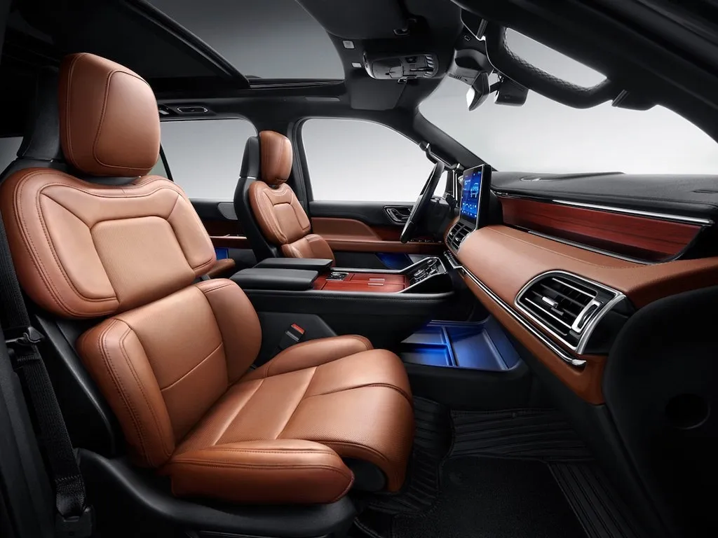 Lincoln Navigator,autocango,china used car exporter,china ev exporter,chinese used car exporter,chinese used ev exporter