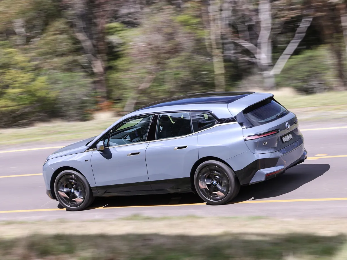 BMW iX,autocango,china used car exporter,china ev exporter,chinese used car exporter,chinese used ev exporter