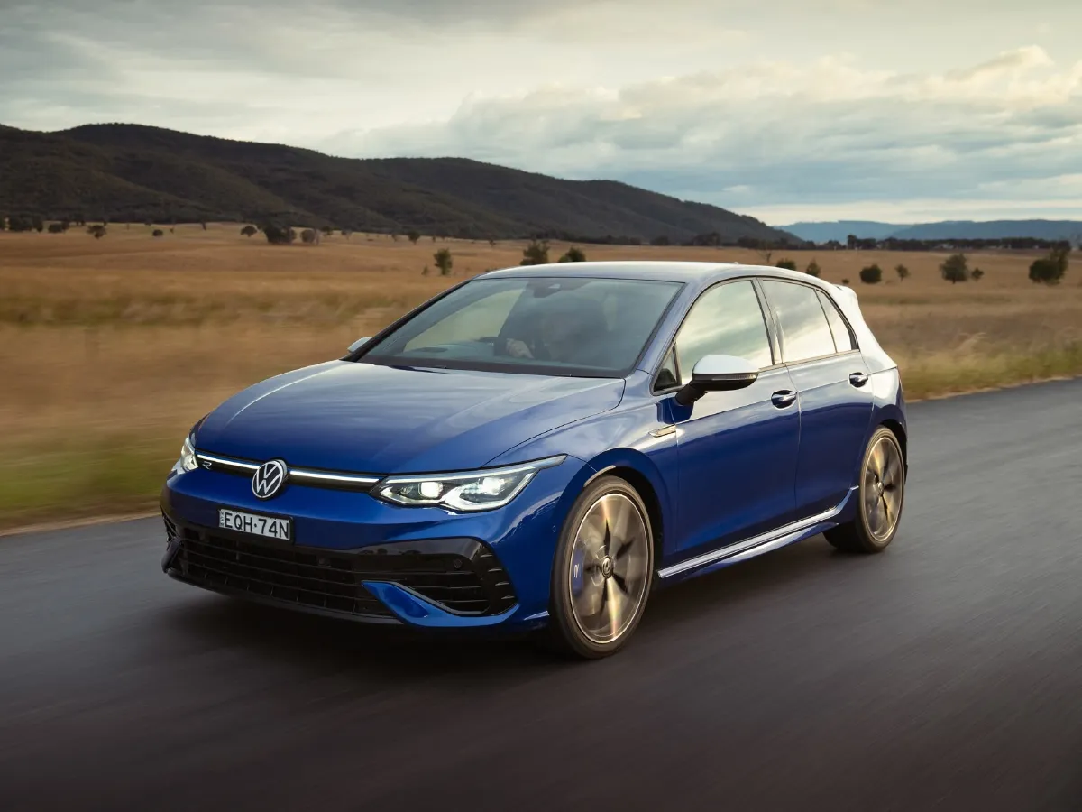 2011 Volkswagen Golf 2.0T 256HP L4 6DCT,autocango,china used car exporter,china ev exporter,chinese used car exporter,chinese used ev exporter