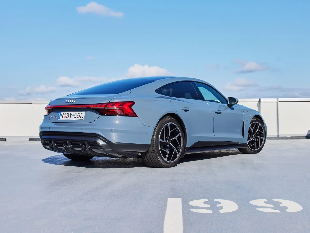 Audi e-tron GT,autocango,china used car exporter,china ev exporter,chinese used car exporter,chinese used ev exporter