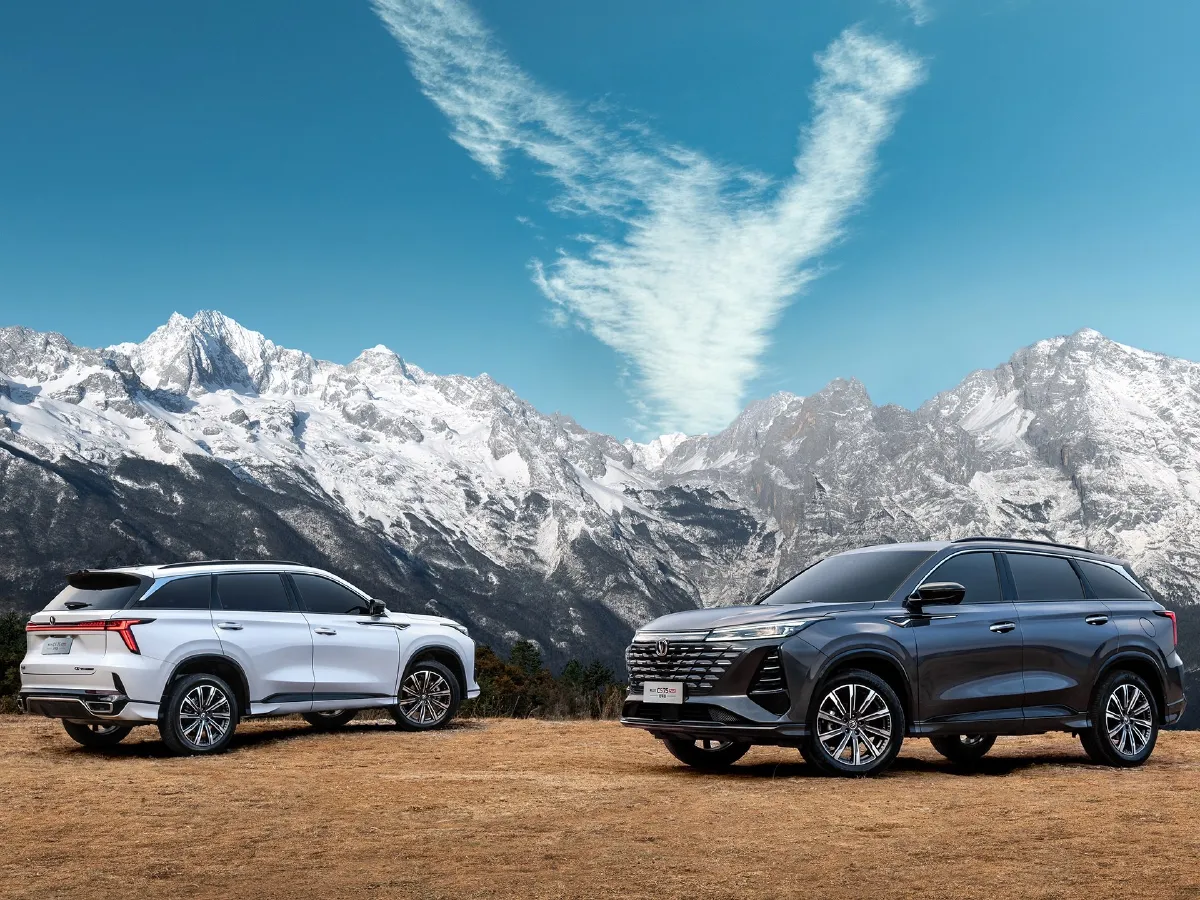 ChangAn CS75 Plus,autocango,china used car exporter,china ev exporter,chinese used car exporter,chinese used ev exporter