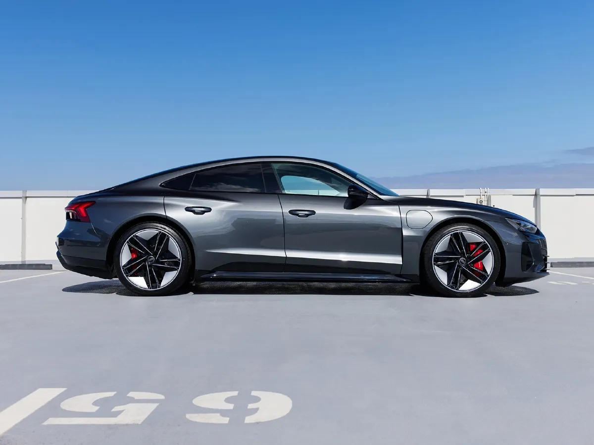 2023 Audi RS e-tron GT 2AT BEV 93.4KWH,autocango,china used car exporter,china ev exporter,chinese used car exporter,chinese used ev exporter