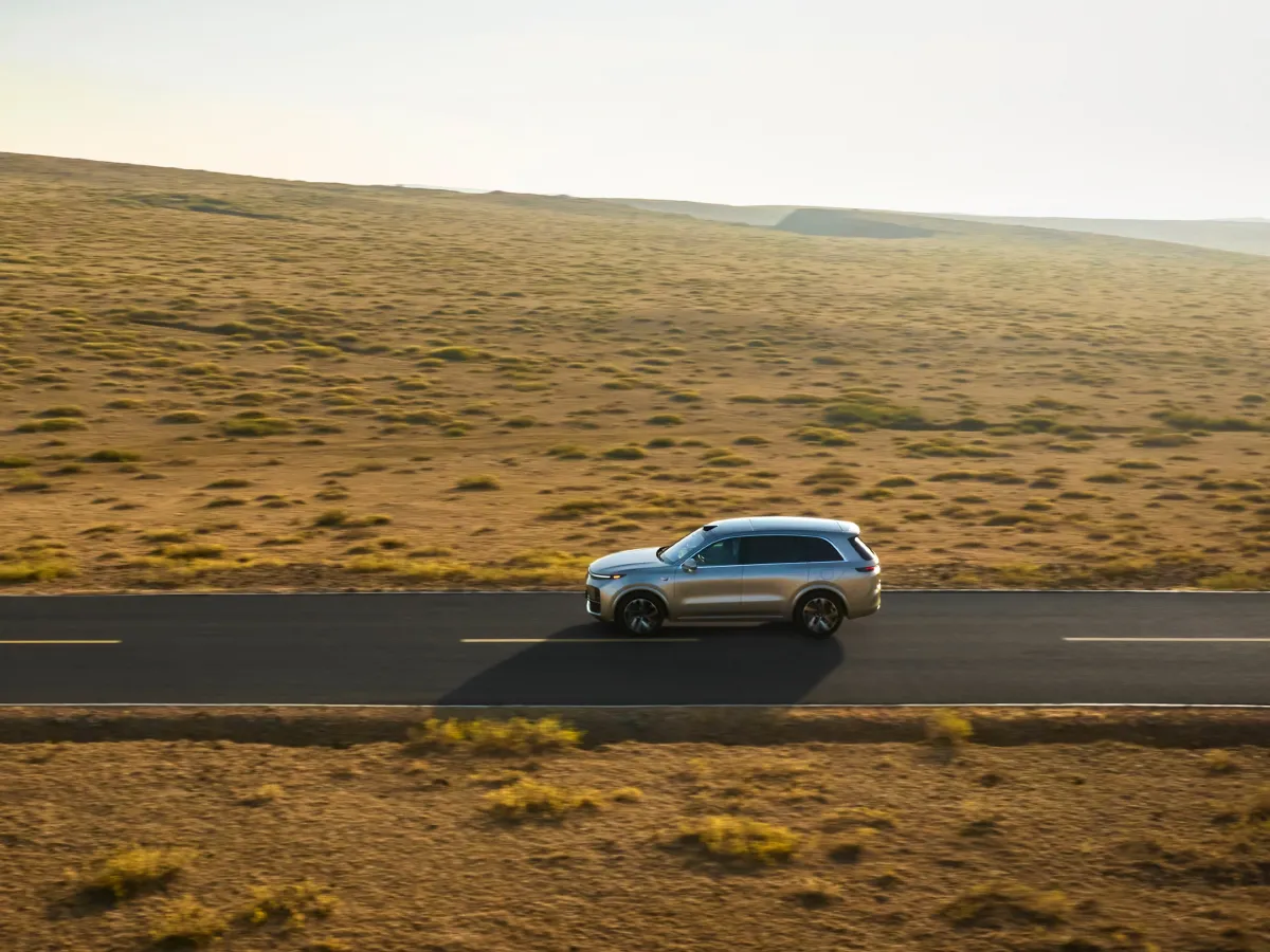 Li L8,autocango,china used car exporter,china ev exporter,chinese used car exporter,chinese used ev exporter