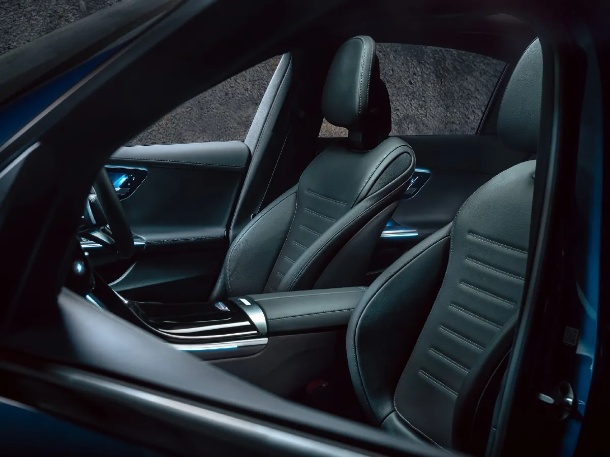 Mercedes-Benz C Class,autocango,china used car exporter,china ev exporter,chinese used car exporter,chinese used ev exporter