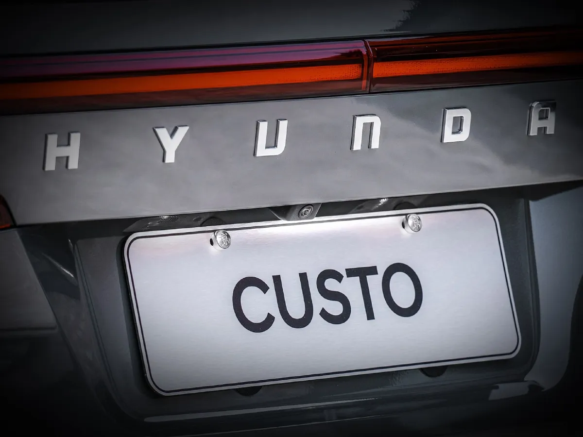 Hyundai Custo,autocango,china used car exporter,china ev exporter,chinese used car exporter,chinese used ev exporter