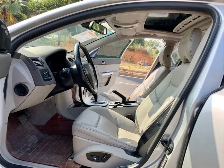 2010 Volvo S40 2.0L 141HP L4 6DCT,autocango,china used car exporter,china ev exporter,chinese used car exporter,chinese used ev exporter