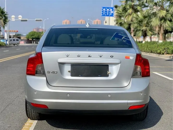 2010 Volvo S40 2.0L 141HP L4 6DCT,autocango,china used car exporter,china ev exporter,chinese used car exporter,chinese used ev exporter