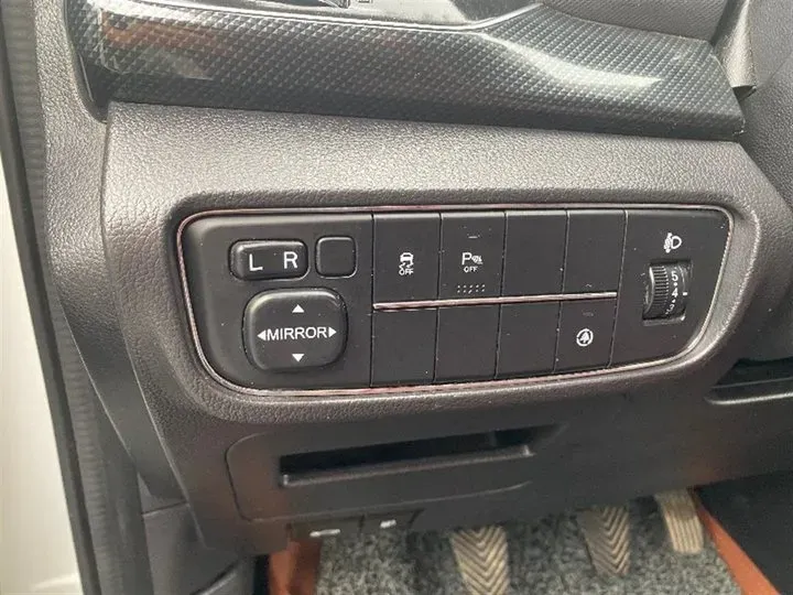 2017 ChangAn Oshan A800 1.6L 125HP L4 5MT,autocango,china used car exporter,china ev exporter,chinese used car exporter,chinese used ev exporter