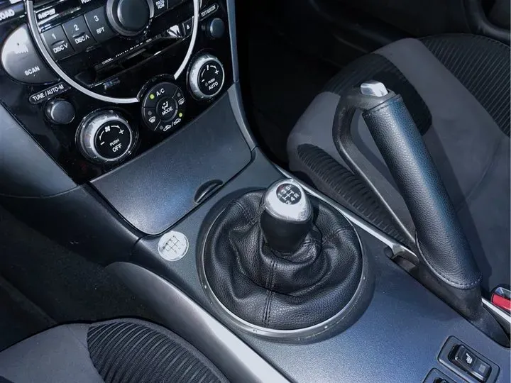 2008 Mazda RX-8 1.3L 231HP R2 6MT,autocango,china used car exporter,china ev exporter,chinese used car exporter,chinese used ev exporter