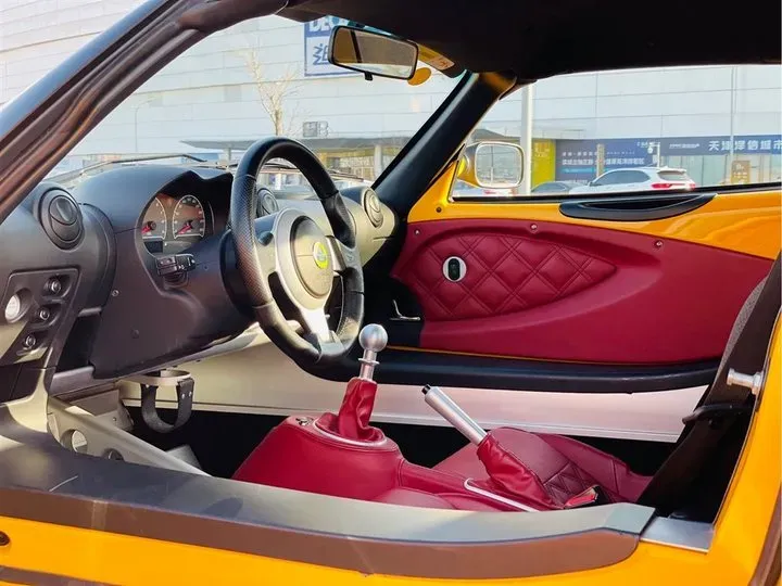 2015 Lotus Elise 1.8T 220HP L4 6MT,autocango,china used car exporter,china ev exporter,chinese used car exporter,chinese used ev exporter