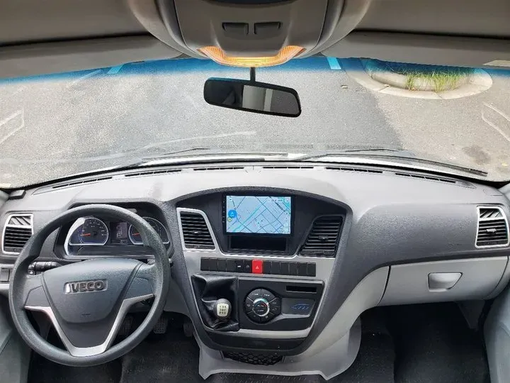 2017 Iveco BaoDi 2.5T 122HP L4 5MT,autocango,china used car exporter,china ev exporter,chinese used car exporter,chinese used ev exporter