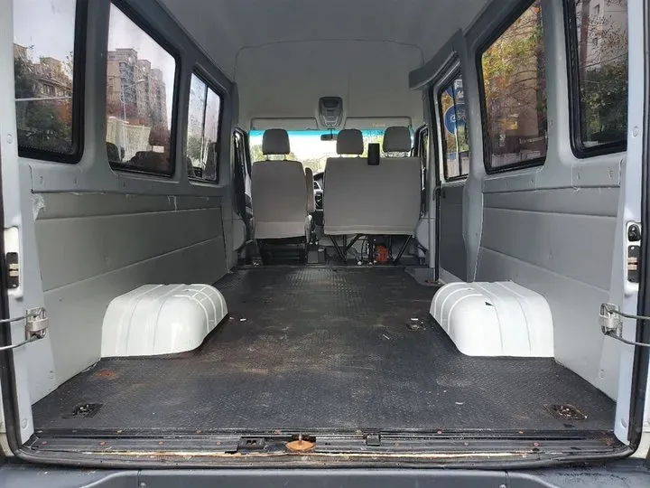 2017 Iveco BaoDi 2.5T 122HP L4 5MT,autocango,china used car exporter,china ev exporter,chinese used car exporter,chinese used ev exporter