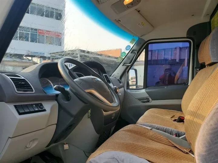 2017 Iveco BaoDi 3.0T 146HP L4 6MT,autocango,china used car exporter,china ev exporter,chinese used car exporter,chinese used ev exporter