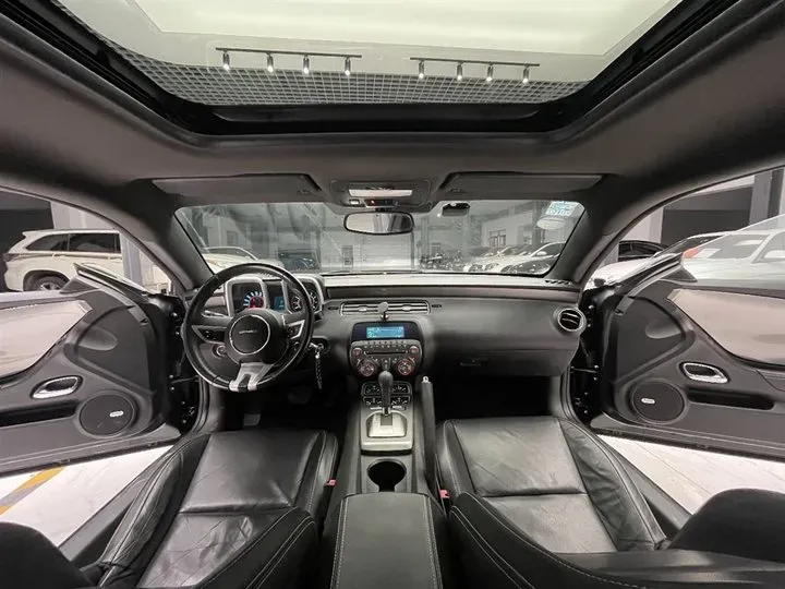 2011 Chevrolet Camaro 3.6L 292HP V6 6AT,autocango,china used car exporter,china ev exporter,chinese used car exporter,chinese used ev exporter