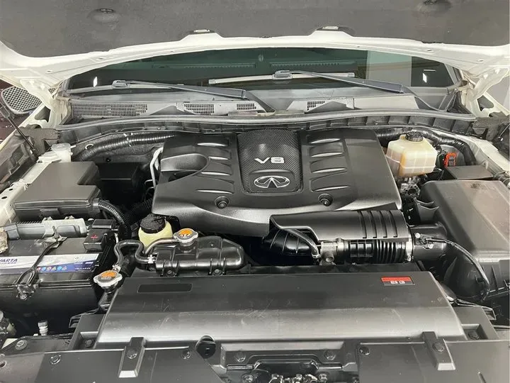 2013 Infiniti QX80 5.6L 398HP V8 7AT,autocango,china used car exporter,china ev exporter,chinese used car exporter,chinese used ev exporter