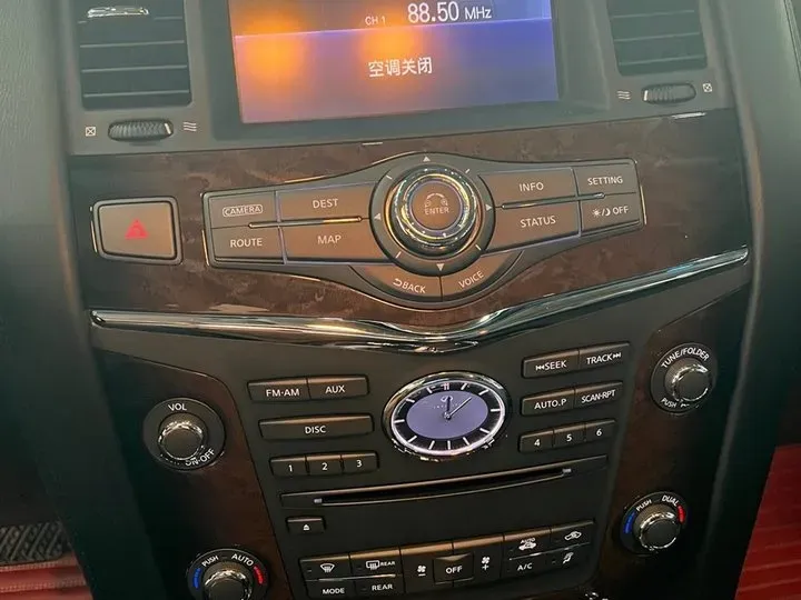 2013 Infiniti QX80 5.6L 398HP V8 7AT,autocango,china used car exporter,china ev exporter,chinese used car exporter,chinese used ev exporter