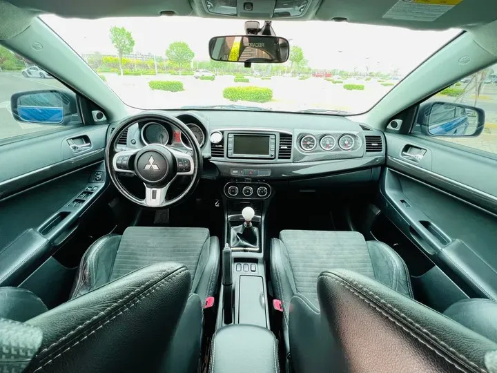 2008 Mitsubishi Lancer 2.0T 295HP L4 6DCT,autocango,china used car exporter,china ev exporter,chinese used car exporter,chinese used ev exporter