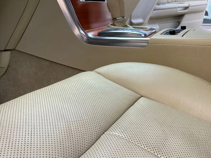 2005 Nissan Fuga 3.5L 280HP V6 5AT,autocango,china used car exporter,china ev exporter,chinese used car exporter,chinese used ev exporter