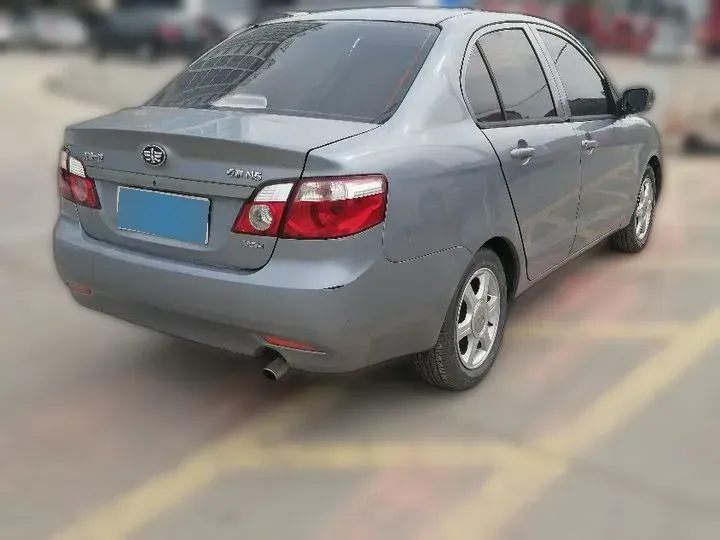 2011 FAW XiaLi N5 1.3L 91HP L4 5MT,autocango,china used car exporter,china ev exporter,chinese used car exporter,chinese used ev exporter