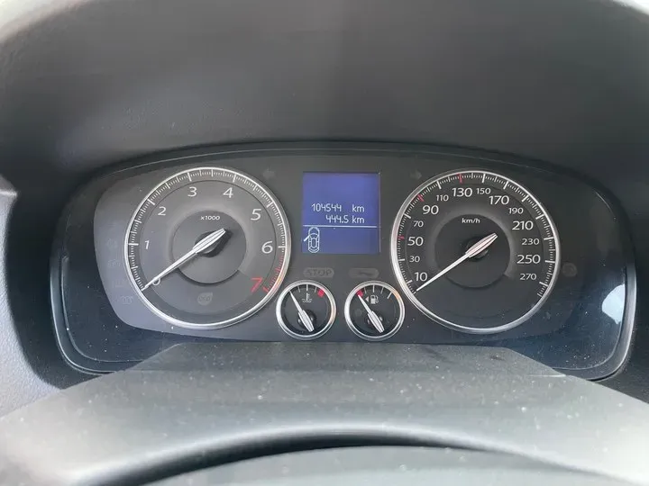 2013 Renault  Latitude 2.0L 139HP L4 CVT,autocango,china used car exporter,china ev exporter,chinese used car exporter,chinese used ev exporter