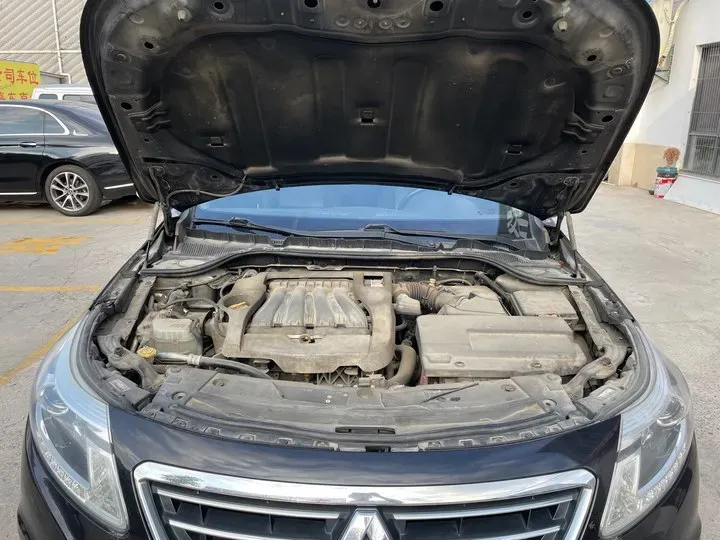 2013 Renault  Latitude 2.0L 139HP L4 CVT,autocango,china used car exporter,china ev exporter,chinese used car exporter,chinese used ev exporter