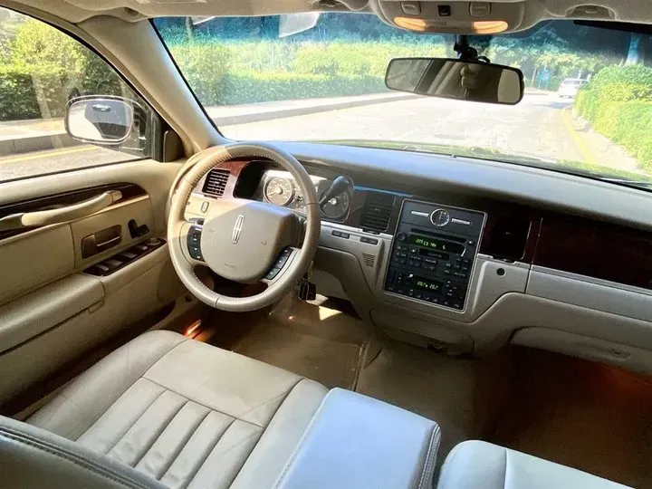 2014 Porsche 918 Spyder 4.6L 608HP V8 7DCT PHEV 6.8KWH,autocango,china used car exporter,china ev exporter,chinese used car exporter,chinese used ev exporter