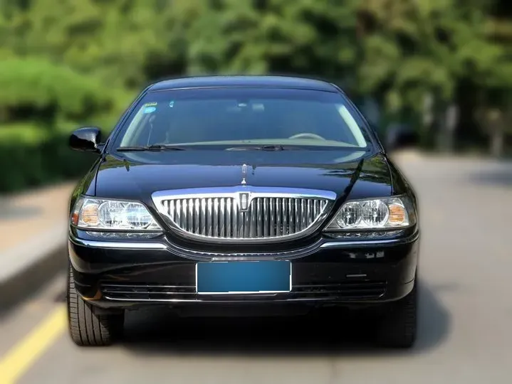 2014 Porsche 918 Spyder 4.6L 608HP V8 7DCT PHEV 6.8KWH,autocango,china used car exporter,china ev exporter,chinese used car exporter,chinese used ev exporter