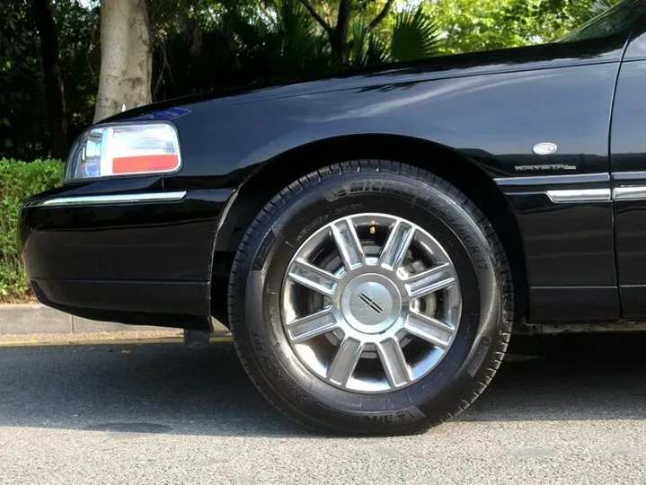 2014 Porsche 918 Spyder 4.6L 608HP V8 7DCT PHEV 6.8KWH,autocango,china used car exporter,china ev exporter,chinese used car exporter,chinese used ev exporter