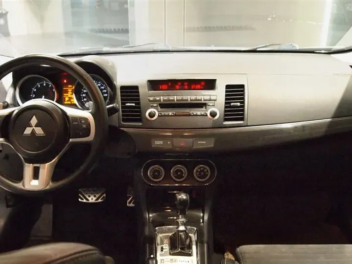 2008 Mitsubishi Lancer 2.0T 295HP L4 6DCT,autocango,china used car exporter,china ev exporter,chinese used car exporter,chinese used ev exporter