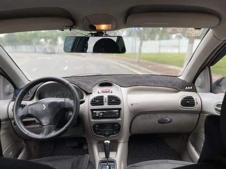 2007 Peugeot 206 1.6L 106HP L4 4AT,autocango,china used car exporter,china ev exporter,chinese used car exporter,chinese used ev exporter