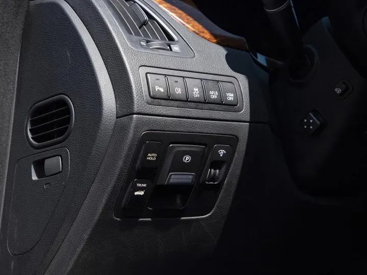 2009 Hyundai Equus 3.8L 290HP V6 6AT,autocango,china used car exporter,china ev exporter,chinese used car exporter,chinese used ev exporter