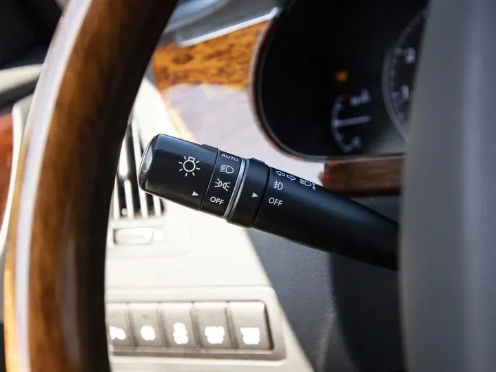 2009 Hyundai Equus 3.8L 290HP V6 6AT,autocango,china used car exporter,china ev exporter,chinese used car exporter,chinese used ev exporter