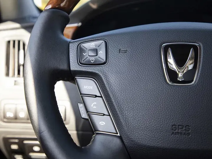 2009 Hyundai Equus 3.8L 290HP V6 6AT,autocango,china used car exporter,china ev exporter,chinese used car exporter,chinese used ev exporter