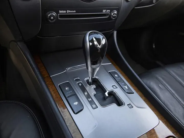 2009 Hyundai Equus 3.8L 290HP V6 6AT,autocango,china used car exporter,china ev exporter,chinese used car exporter,chinese used ev exporter