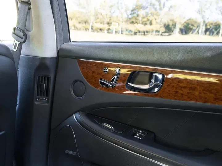 2009 Hyundai Equus 3.8L 290HP V6 6AT,autocango,china used car exporter,china ev exporter,chinese used car exporter,chinese used ev exporter